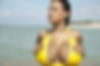 66636401_yellowbikini013.jpg